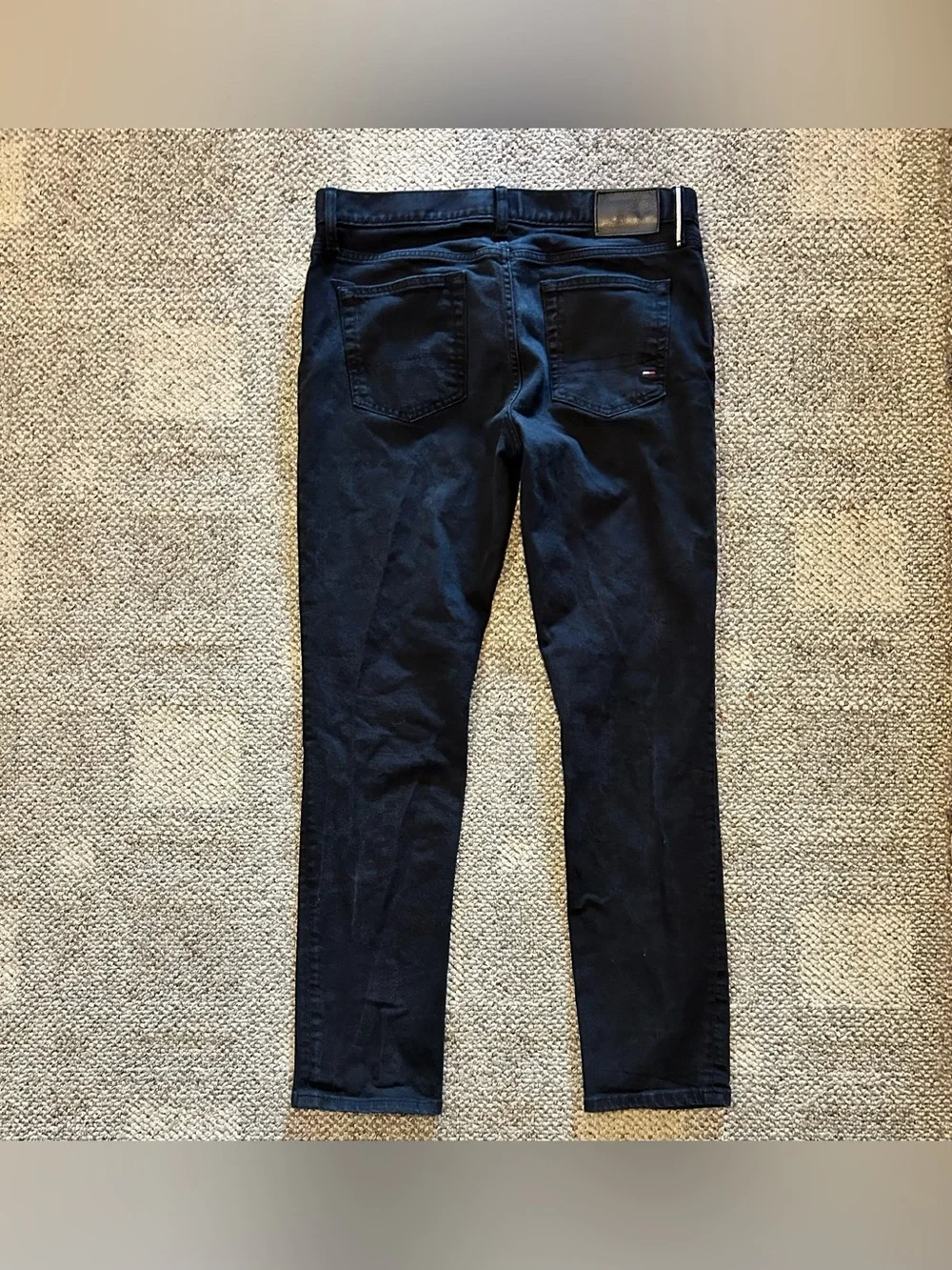 Tommy Hilfiger black denim slim fit jeans. 34W 32L